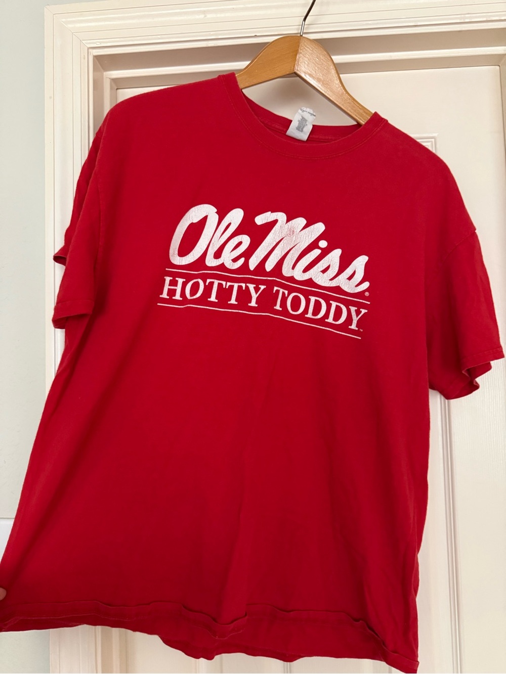 Vintage red tee
